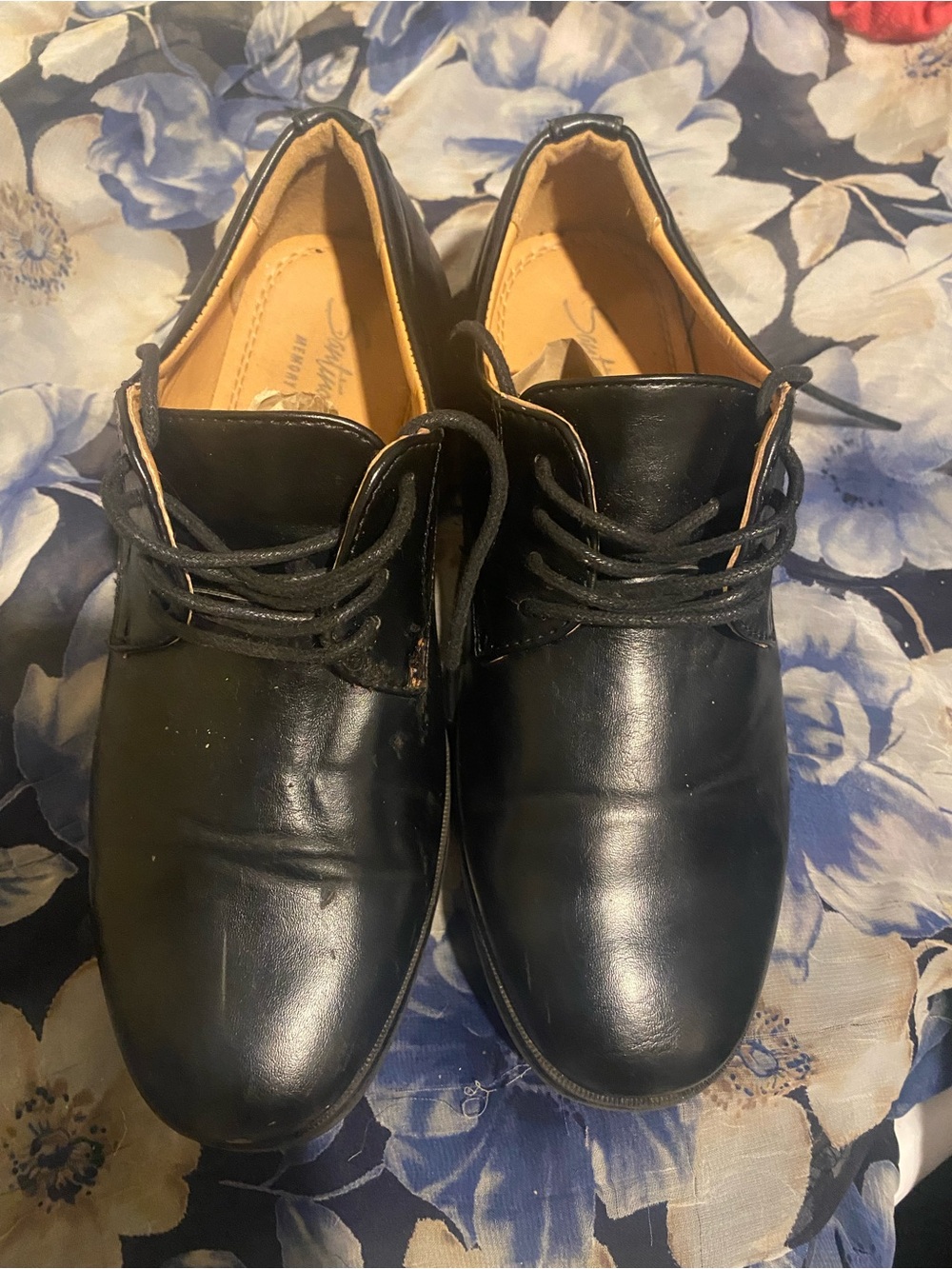 Classic Young Men's Black Lace-Up Dress Shoes